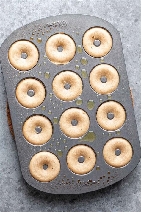 How does Mini Powdered Donuts - 4 fit into your Daily Goals - calories, carbs, nutrition