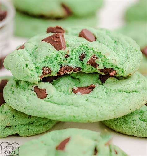 How does Mint Cookies & Cream Shake fit into your Daily Goals - calories, carbs, nutrition