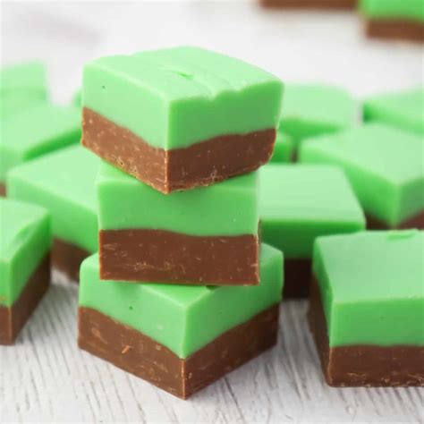 How does Mint Fudge Fantasies fit into your Daily Goals - calories, carbs, nutrition