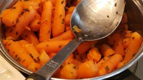 How does Minted Carrot & Orange Salad fit into your Daily Goals - calories, carbs, nutrition