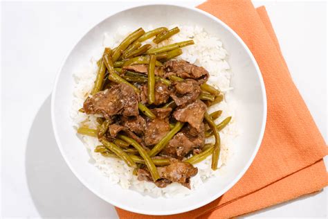 How does Mongolian Beef with Jasmine Rice fit into your Daily Goals - calories, carbs, nutrition