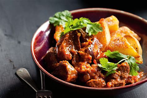 How does Moroccan Lamb Stew fit into your Daily Goals - calories, carbs, nutrition
