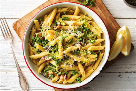 How does Multi Grain Penne Carbonara fit into your Daily Goals - calories, carbs, nutrition