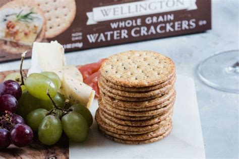 How does Multigrain Crackers fit into your Daily Goals - calories, carbs, nutrition