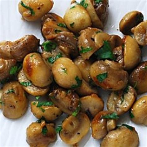 How does Mushroom Button Sauteed Garlic 1 oz fit into your Daily Goals - calories, carbs, nutrition