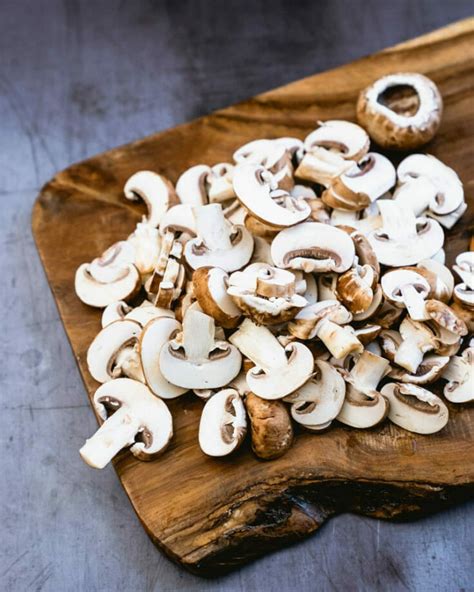 How does Mushroom Cremini Sliced 1/8