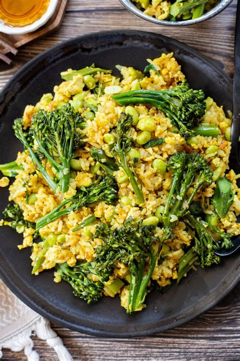 How does Mushroom and Broccoli Fried Rice - Large fit into your Daily Goals - calories, carbs, nutrition