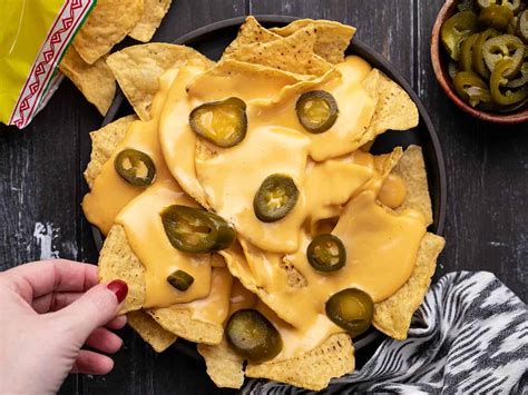 How does Nacho Cheese Chips fit into your Daily Goals - calories, carbs, nutrition