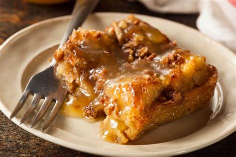 How does New Orleans Bread Pudding with Bourbon Sauce fit into your Daily Goals - calories, carbs, nutrition