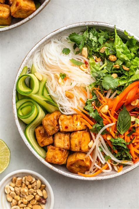 How does Noodle Bowl Vegetable Blend #2 fit into your Daily Goals - calories, carbs, nutrition