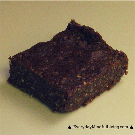 How does Nut Fudge Bar fit into your Daily Goals - calories, carbs, nutrition