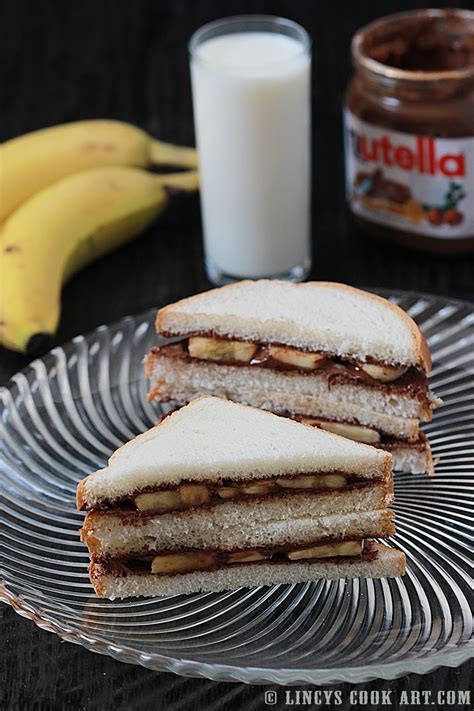 How does Nutella and Banana Sandwich fit into your Daily Goals - calories, carbs, nutrition