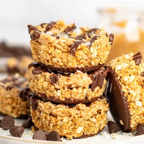 How does Oat, Caramel and Peanut Bites fit into your Daily Goals - calories, carbs, nutrition