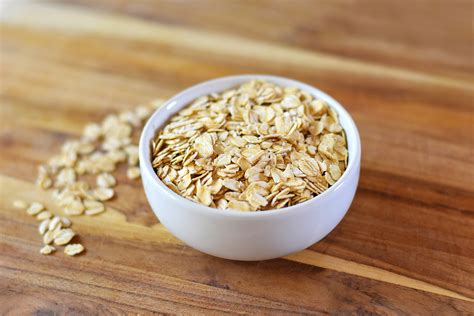 How does Oatmeal, Rolled Oats, Old Fashioned fit into your Daily Goals - calories, carbs, nutrition