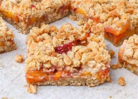 How does Oatmeal Peach Bar fit into your Daily Goals - calories, carbs, nutrition