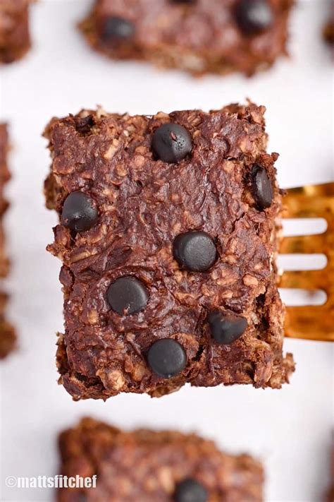 How does Oatmeal Protein Bar fit into your Daily Goals - calories, carbs, nutrition