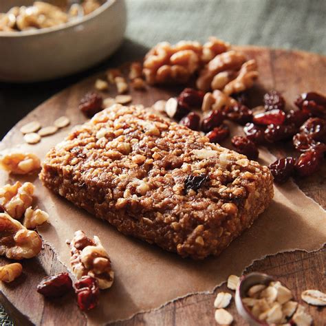 How does Oatmeal Raisin Walnut (Mini Bar) fit into your Daily Goals - calories, carbs, nutrition