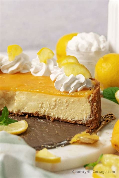 How does Old Fashioned Cheesecake fit into your Daily Goals - calories, carbs, nutrition