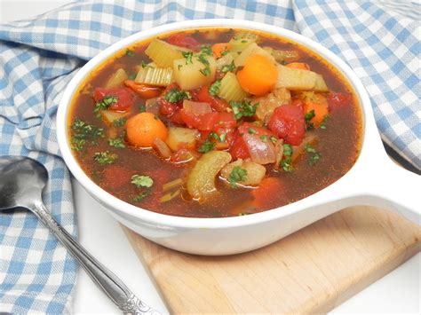 How does Old Fashioned Vegetable Soup - Amerifit fit into your Daily Goals - calories, carbs, nutrition