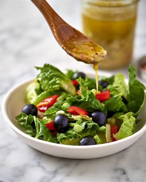 How does Olive Oil Vinaigrette Dressing fit into your Daily Goals - calories, carbs, nutrition