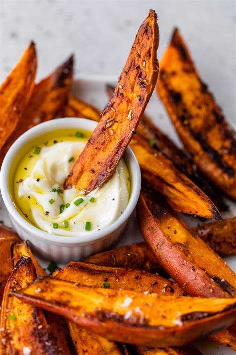 How does On Chips - Sweet Potato Skin on Wedges fit into your Daily Goals - calories, carbs, nutrition