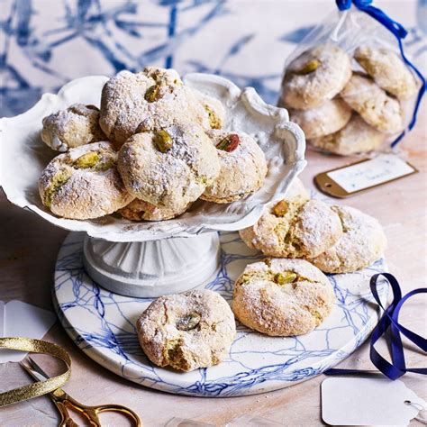 How does Onion Pistachio Marmalade fit into your Daily Goals - calories, carbs, nutrition