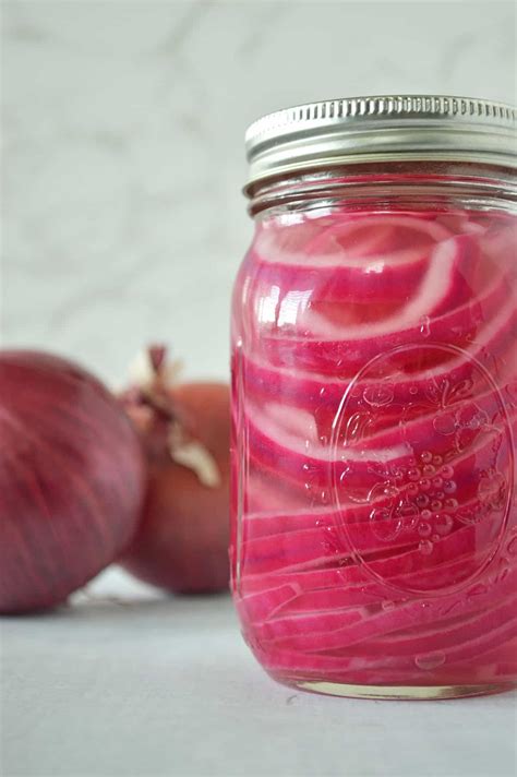 How does Onion Red Pickled 1/4 Cup fit into your Daily Goals - calories, carbs, nutrition