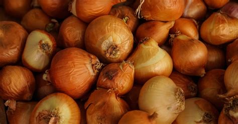 How does Onion Tanglers, Frozen fit into your Daily Goals - calories, carbs, nutrition