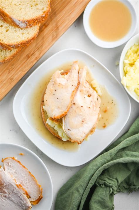 How does Open Face Turkey Sandwich fit into your Daily Goals - calories, carbs, nutrition