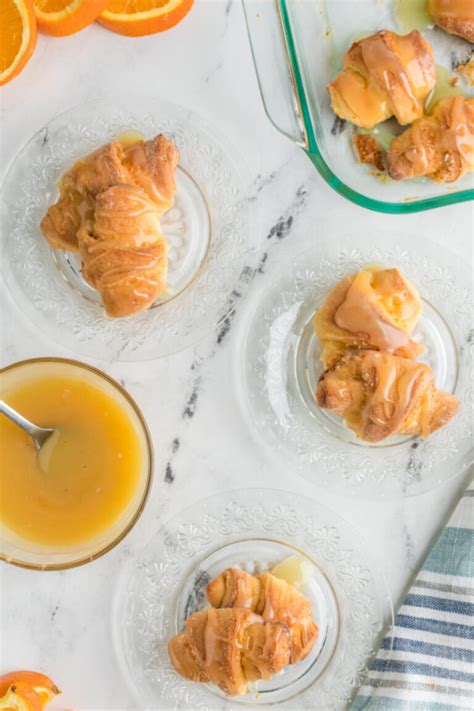 How does Orange Sticky Buns fit into your Daily Goals - calories, carbs, nutrition