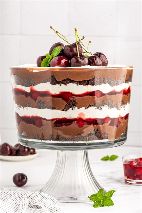 How does Oreo Black Forest Trifle fit into your Daily Goals - calories, carbs, nutrition