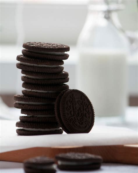 How does Oreo Cookies X 3 fit into your Daily Goals - calories, carbs, nutrition