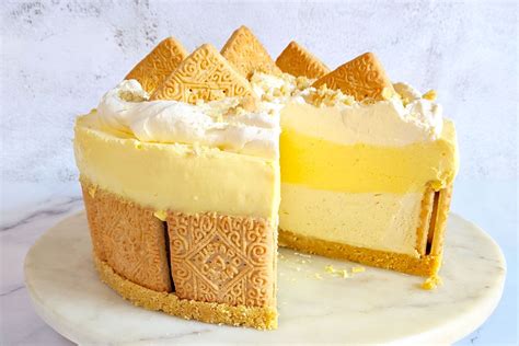 How does Original Cream Cheesecake 1/4 of Cake fit into your Daily Goals - calories, carbs, nutrition