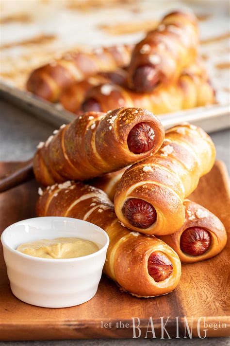 How does Original Pretzel Dog fit into your Daily Goals - calories, carbs, nutrition