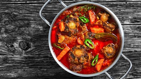 How does Oxtail Stew fit into your Daily Goals - calories, carbs, nutrition