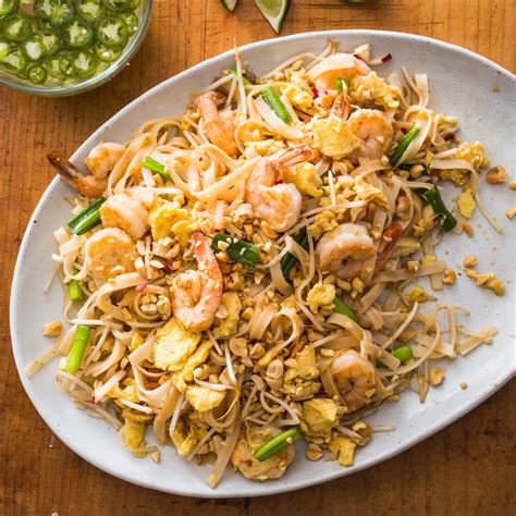 How does Pad Thai Lemongrass Shrimp and Peanuts fit into your Daily Goals - calories, carbs, nutrition