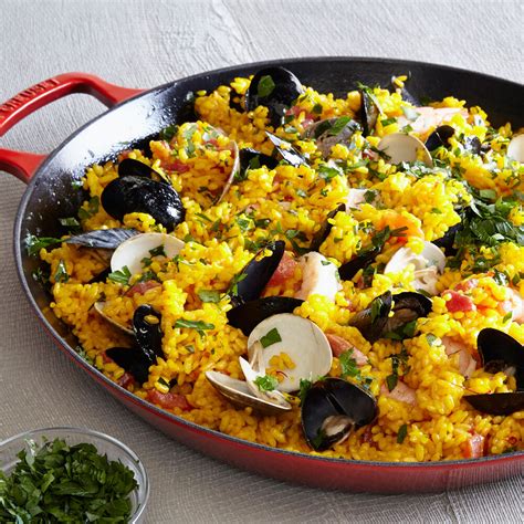 How does Paella - Food on Demand fit into your Daily Goals - calories, carbs, nutrition