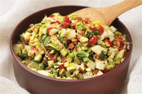 How does Paleo Chopped Salad-Large fit into your Daily Goals - calories, carbs, nutrition