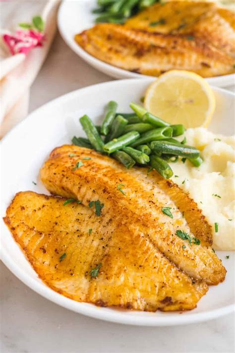 How does Pan Fried Tilapia with Chili Lime Butter fit into your Daily Goals - calories, carbs, nutrition