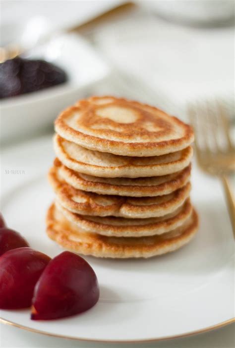 How does Pancakes fit into your Daily Goals - calories, carbs, nutrition