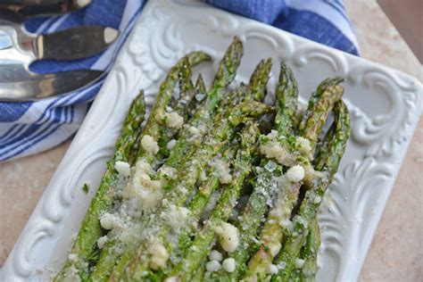 How does Parmesan Asparagus fit into your Daily Goals - calories, carbs, nutrition