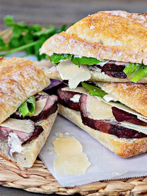 How does Parmesan Roast Beef Sandwich fit into your Daily Goals - calories, carbs, nutrition