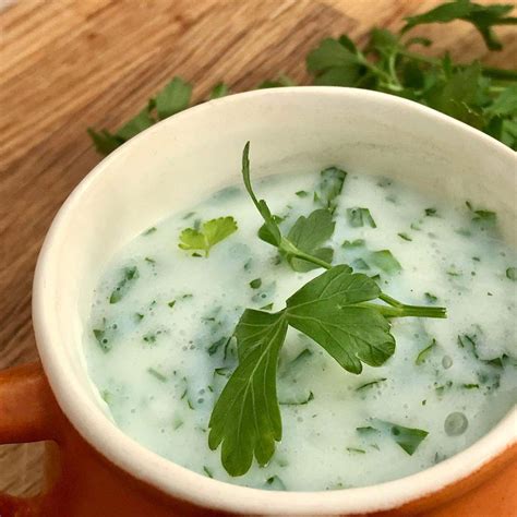 How does Parsley Sauce fit into your Daily Goals - calories, carbs, nutrition