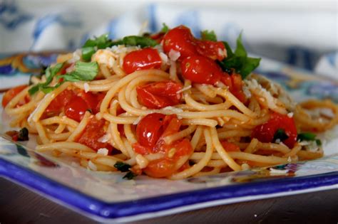 How does Pasta Margherita fit into your Daily Goals - calories, carbs, nutrition