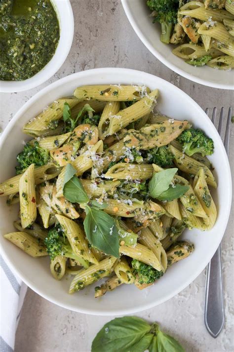 How does Pasta Penne Pesto Broccoli & Herb 8 oz Spoodle fit into your Daily Goals - calories, carbs, nutrition