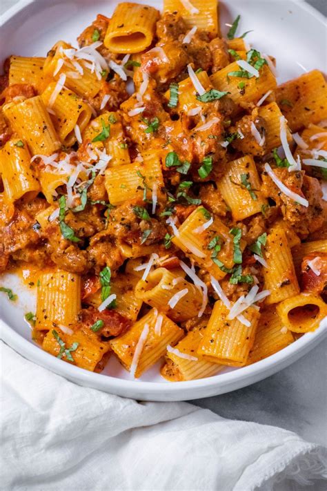 How does Pasta with Italian Sausage Casserette fit into your Daily Goals - calories, carbs, nutrition