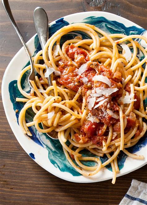 How does Pasta with Marinara fit into your Daily Goals - calories, carbs, nutrition