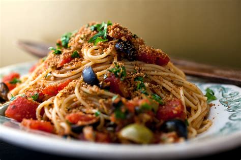 How does Pasta with Olives and Tomatoes (1) fit into your Daily Goals - calories, carbs, nutrition