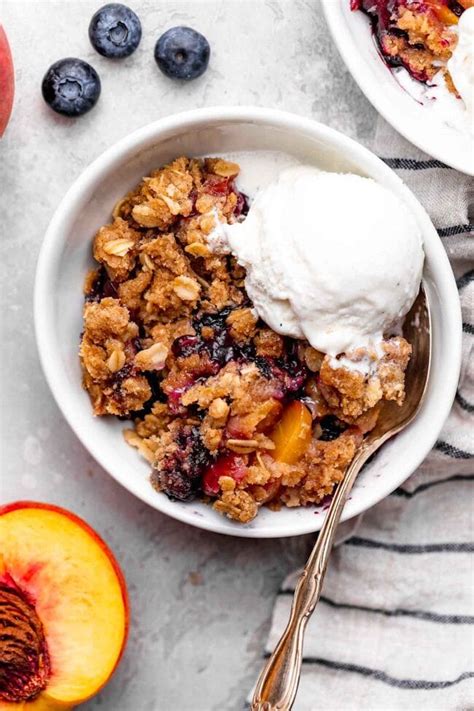 How does Peach Blueberry Crumble, Vegetarian fit into your Daily Goals - calories, carbs, nutrition