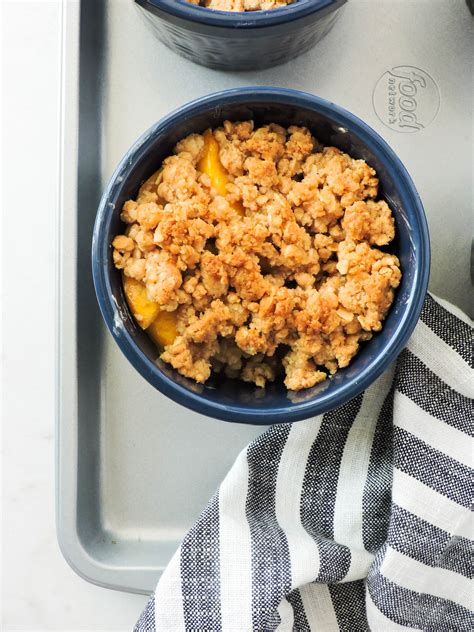 How does Peach Crisp with Oat Topping fit into your Daily Goals - calories, carbs, nutrition